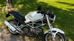 Ducati Monster 600 City Dark (1998 - 02)  (5)