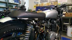 Kawasaki   (8)