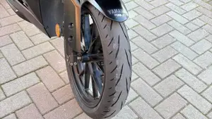 Yamaha YZF R125 (2021 - 22)  (3)