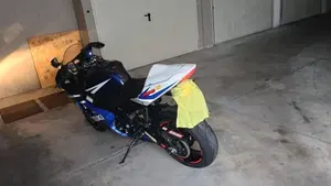 Suzuki GSX R 600 (2004 - 05)  (12)
