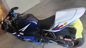 Suzuki GSX R 600 (2004 - 05)  (13)