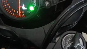Suzuki GSX R 600 (2004 - 05)  (16)