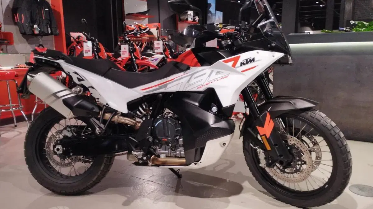 KTM 790 Adventure (2023 - 24) 