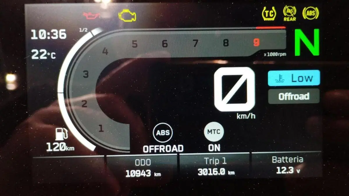 KTM 790 Adventure (2023 - 24)  (7)