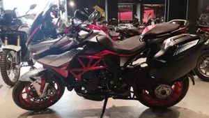 MV Agusta Turismo Veloce 800 RC SCS (2021 - 22)  (7)