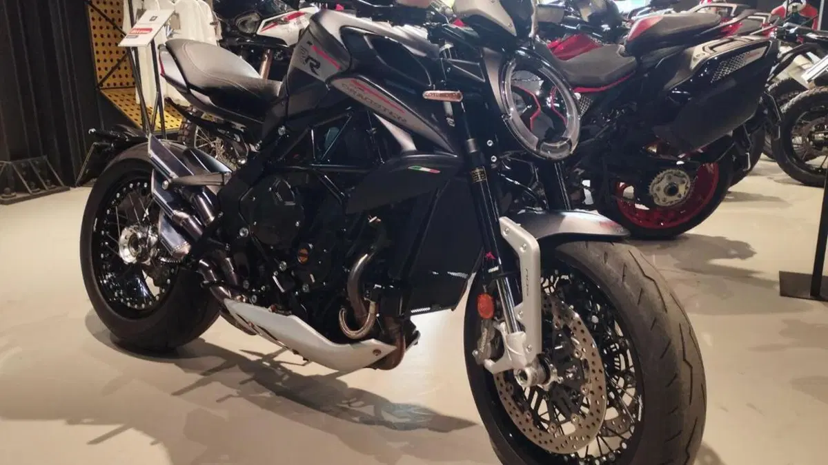 MV Agusta Dragster 800 RR (2021 - 23)  (2)
