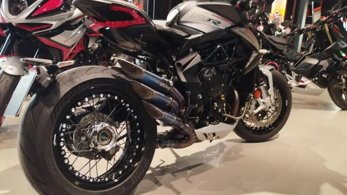 MV Agusta Dragster 800 RR (2021 - 23)  (4)