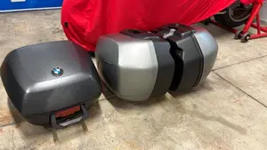 Bmw R 1200 R (2017 - 18)  (9)