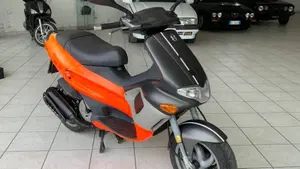 Gilera Runner 180 FXF  (2)