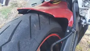 Honda CBR 1000 RR Fireblade (2006 - 07)  (7)