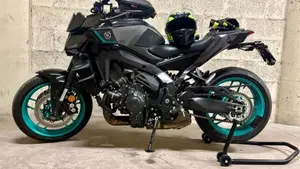 Yamaha MT-09 Y-AMT (2024 - 26) 