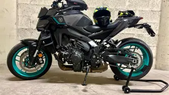 Yamaha MT-09 Y-AMT (2024 - 26) usata