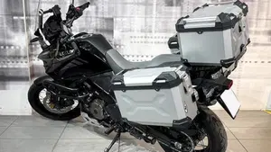 Suzuki V-Strom 1050 (2020 - 21)  (2)
