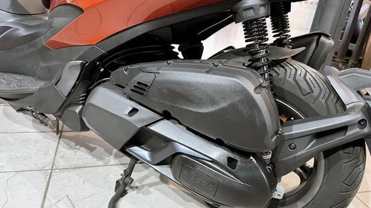 Piaggio Beverly 400 ABS-ASR (2021 - 24)  (3)