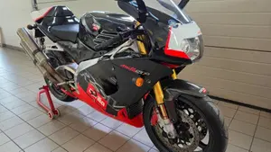 Aprilia RSV 1000 (1998 - 99) 