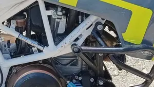 Husqvarna 701 Enduro (2017 - 19)  (6)