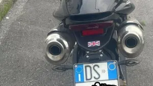 Triumph Street Triple (2007 - 12)  (4)
