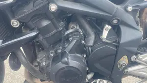 Triumph Street Triple (2007 - 12)  (5)