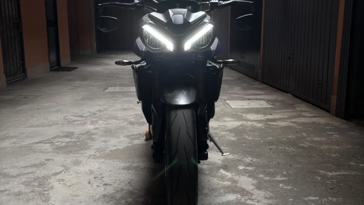 Triumph Street Triple 765 RS (2023 - 26)  (5)