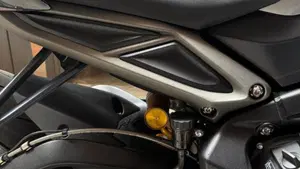 Triumph Street Triple 765 RS (2023 - 26)  (6)