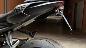 Triumph Street Triple 765 RS (2023 - 26)  (7)