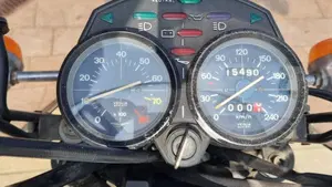 Moto Guzzi   (2)