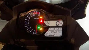 Suzuki V-Strom 650XT (2021 - 25)  (4)