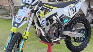 Husqvarna FC 250 (2018)  (2)