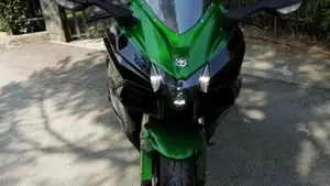Kawasaki Ninja H2 SX SE (2018 - 20)  (2)