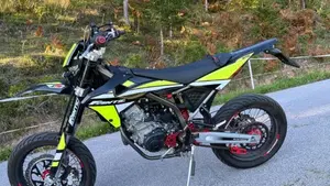 Fantic Motor XMF 125 Motard Performance 4t (2021 - 22) 