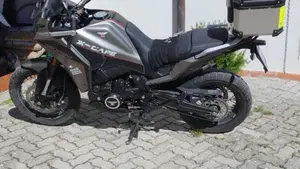 Moto Morini X-Cape 650 (2021 - 26)  (4)