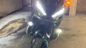 Honda X-ADV 750 DCT Gravel (2021 - 24)  (2)