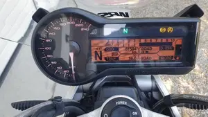 Bmw R 1200 R (2015 - 16)  (4)