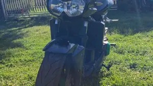 Kawasaki Z 750 (2003 - 06)  (2)