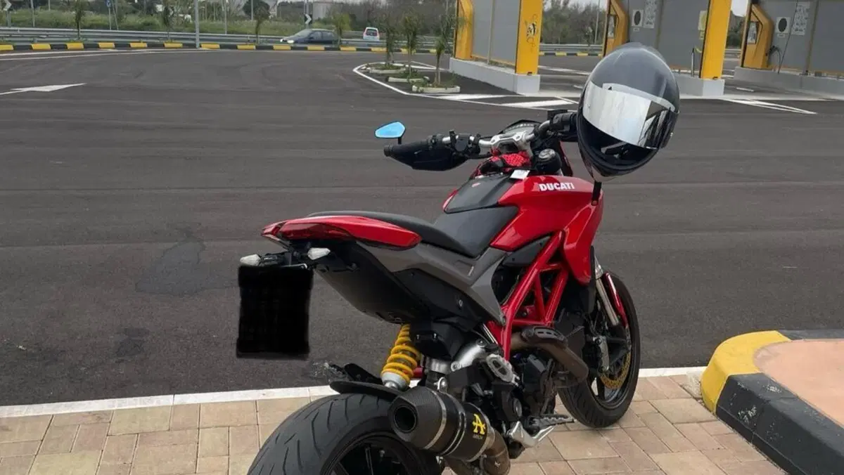Ducati Hypermotard 821 (2013 - 15)  (6)