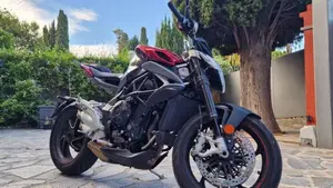MV Agusta Brutale 800 RR (2017 - 20)  (9)