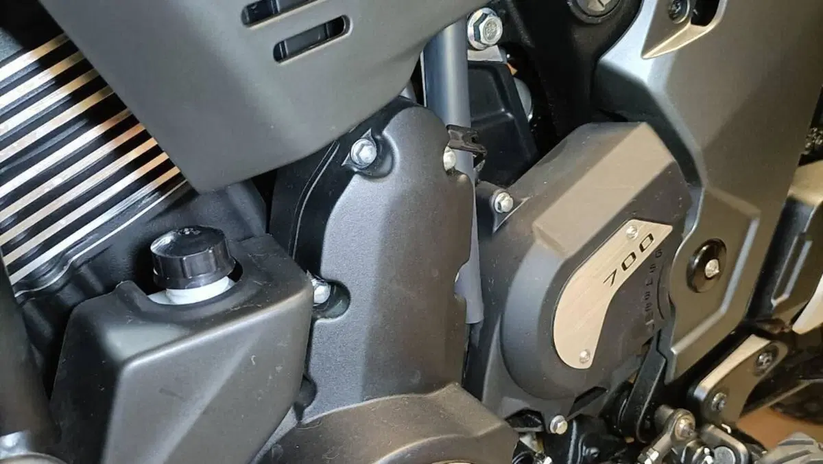 CFMOTO 700CL-X Heritage (2021 - 26)  (4)