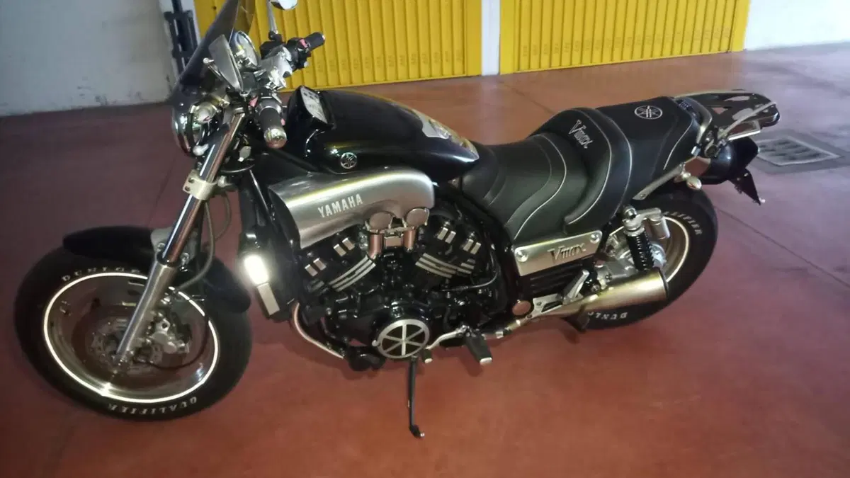 Yamaha   (3)