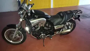 Yamaha   (3)