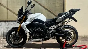 Yamaha FZ8 (2010 - 12)  (2)