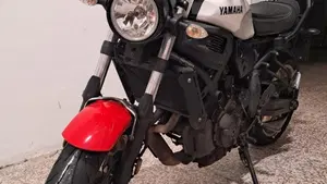 Yamaha XSR 700 (2021)  (4)