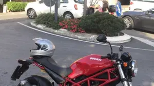 Ducati Monster 695 (2006 - 08)  (4)