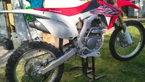 Honda CRF 250R (2017) 