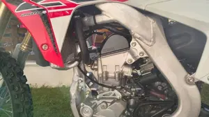 Honda CRF 250R (2017)  (3)