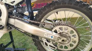 Honda CRF 250R (2017)  (7)