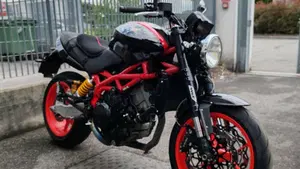 Moto Morini 9 1/2 (2006 - 13)  (2)