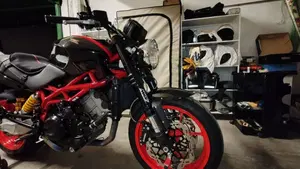 Moto Morini 9 1/2 (2006 - 13)  (6)