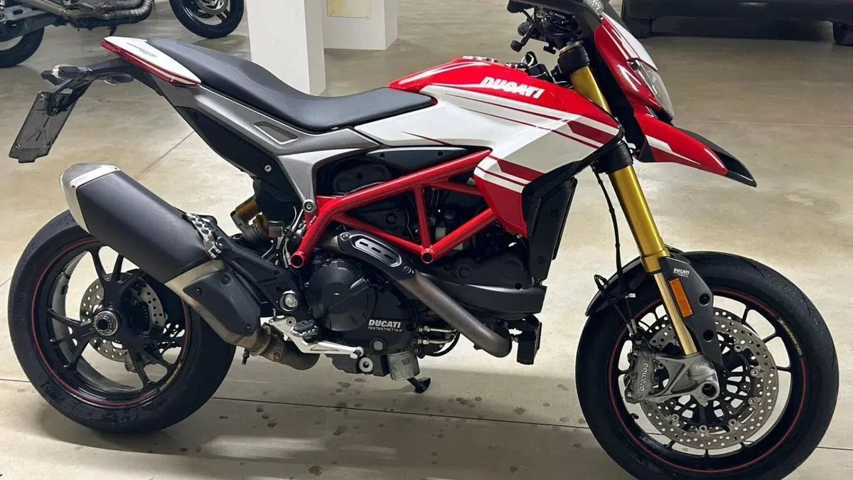 Ducati Hyperstrada 939 (2016 - 18)  (3)