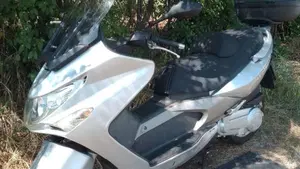 Kymco Xciting 250 (2005 - 06)  (5)