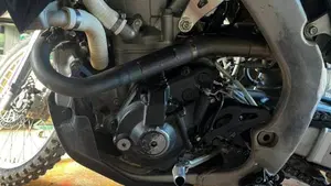 Honda CRF 250R (2020)  (3)